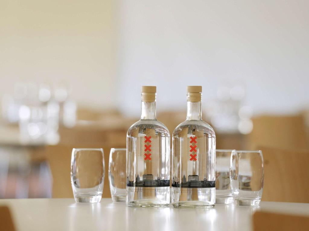 Boissons dans l'établissement Mövenpick Hotel Amsterdam City Centre