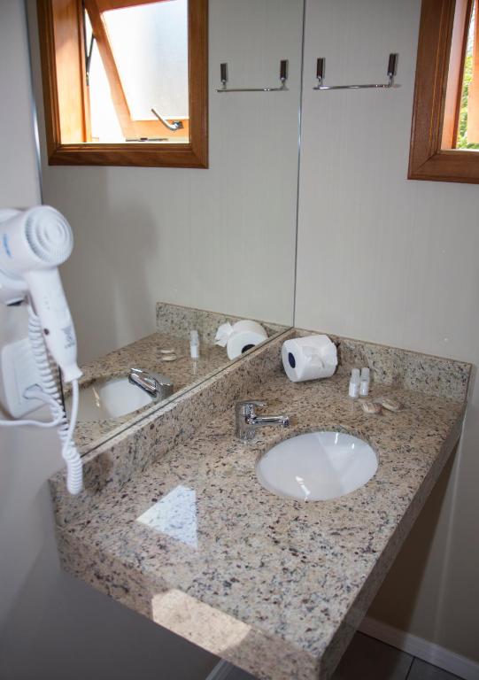 Pousada Caminho dos Plátanos  Pousada Caminho dos Plátanos