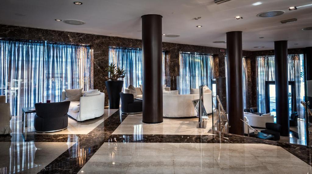 Posedenie v ubytovaní Crowne Plaza Milan City by IHG