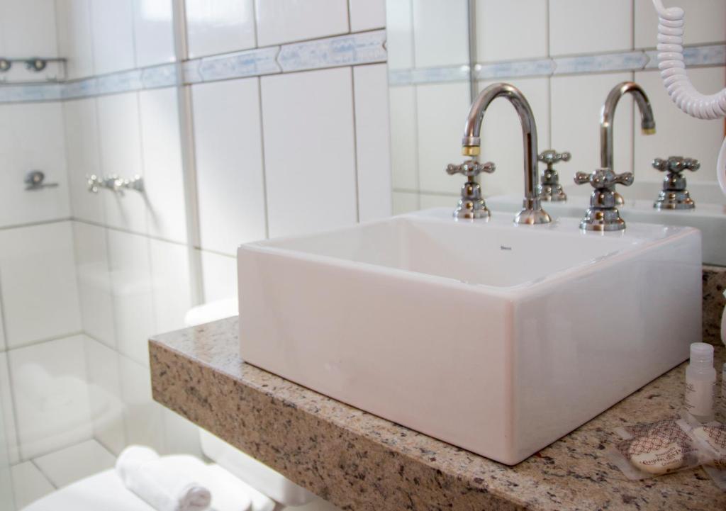 Pousada Caminho dos Plátanos  Pousada Caminho dos Plátanos