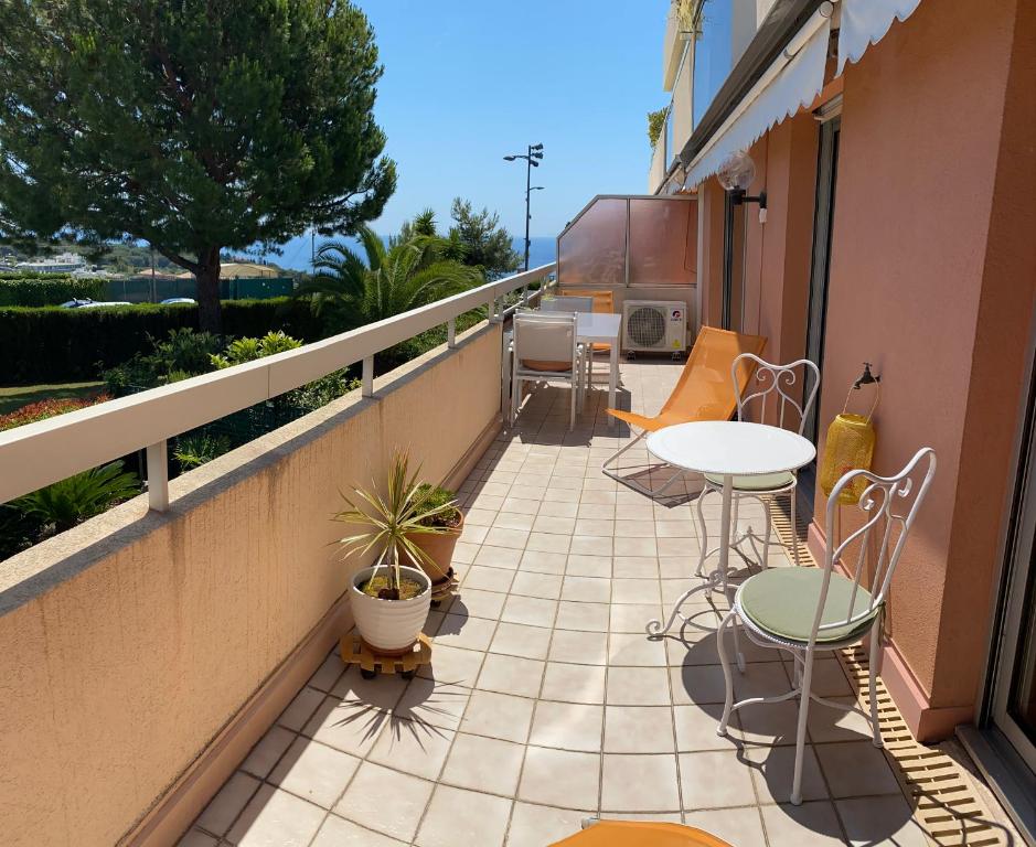 Balkón nebo terasa v ubytování Superbe 2P vue mer, ensoleillé, piscine