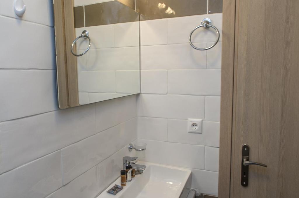Koupelna v ubytování Tasos Rooms