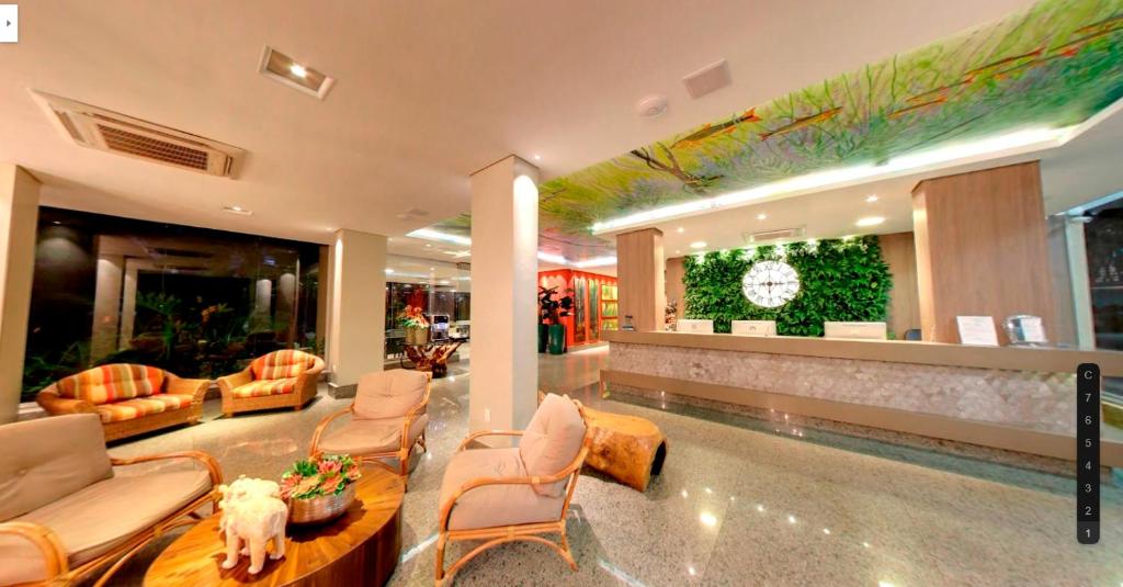  Amazon Plaza Hotel