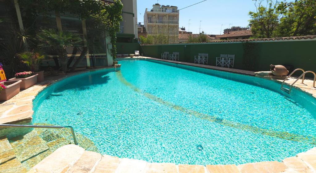 Bazén v ubytování Hotel Spiaggia nebo v jeho okolí