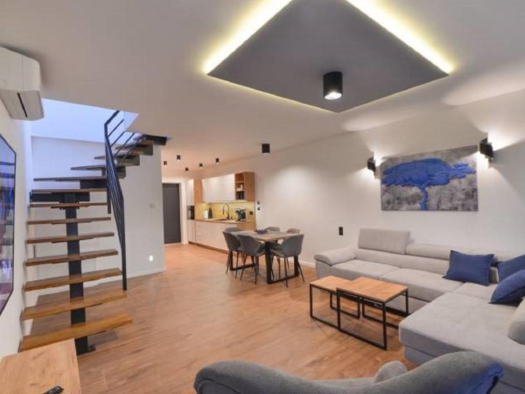 Posedenie v ubytovaní Apartament Marron 12 z sauną, bawialnią i widokiem na Skrzyczne - Dream Apart