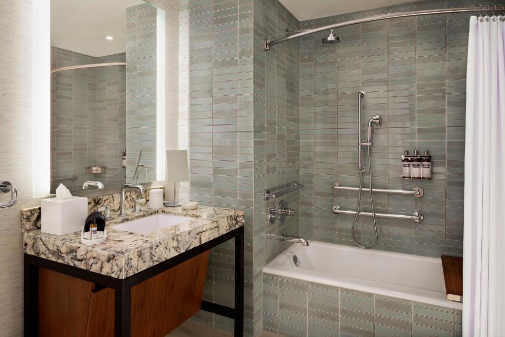 Grand Hyatt at SFO - 