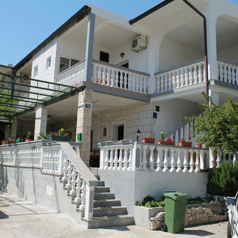 Balkón nebo terasa v ubytování Apartments Ostrog