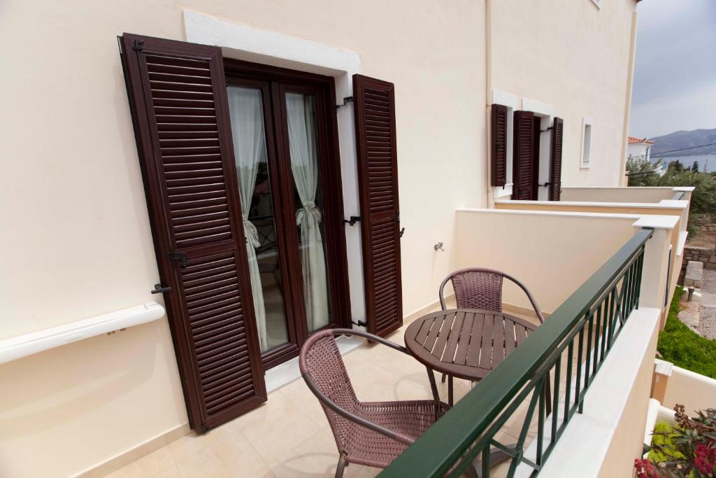 Balkón nebo terasa v ubytování Berdoussis Hotel