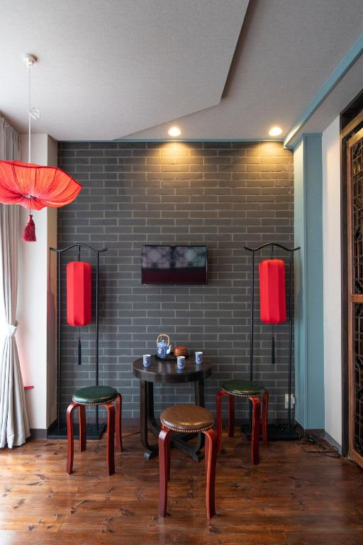 Posezení v ubytování Room Inn Shanghai 横浜中華街 Room 2