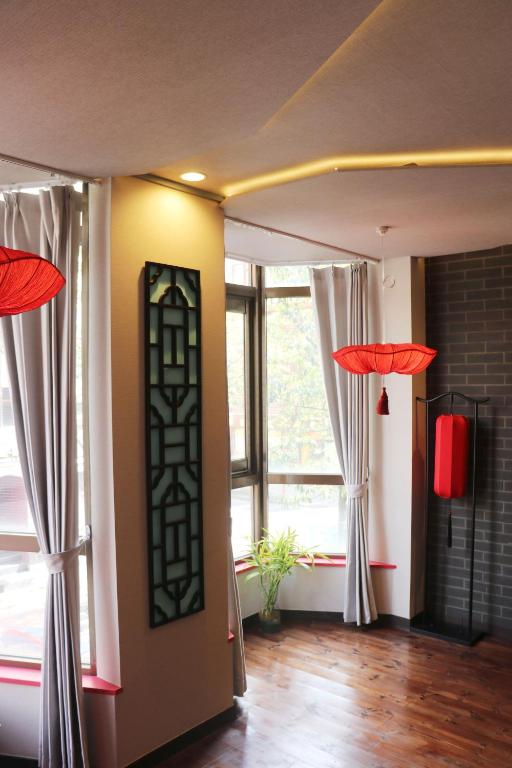 Fotografie z fotogalerie ubytování Room Inn Shanghai 横浜中華街 Room 2 v destinaci Jokohama