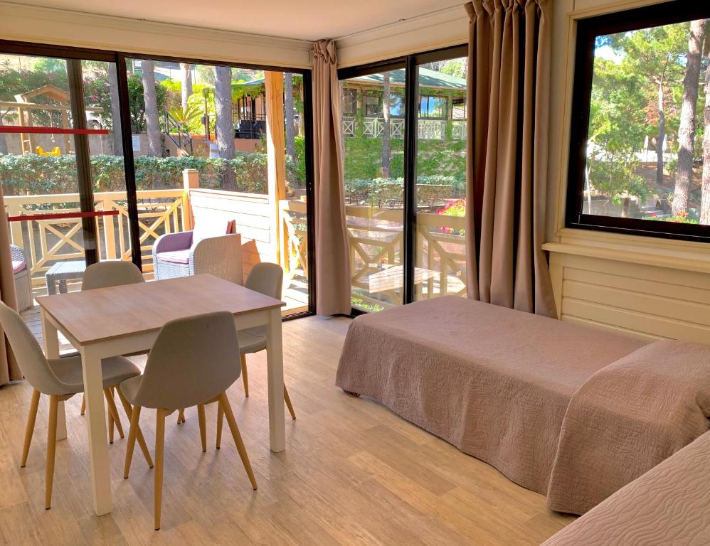 Résidence Les Pins - Апартаменты - 4 человека