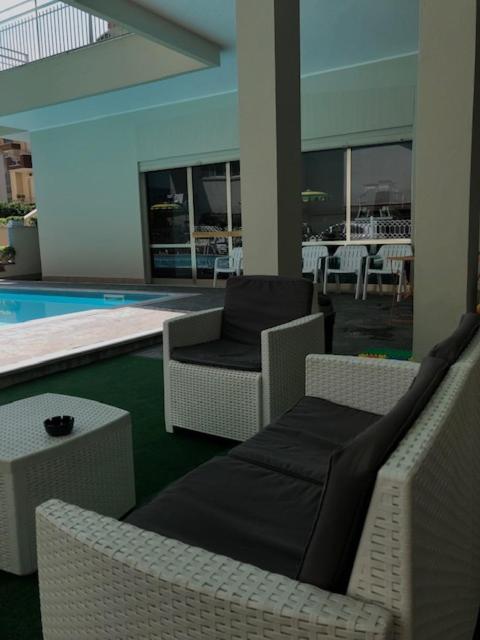 Bazén v ubytování Hotel Susy nebo v jeho okolí