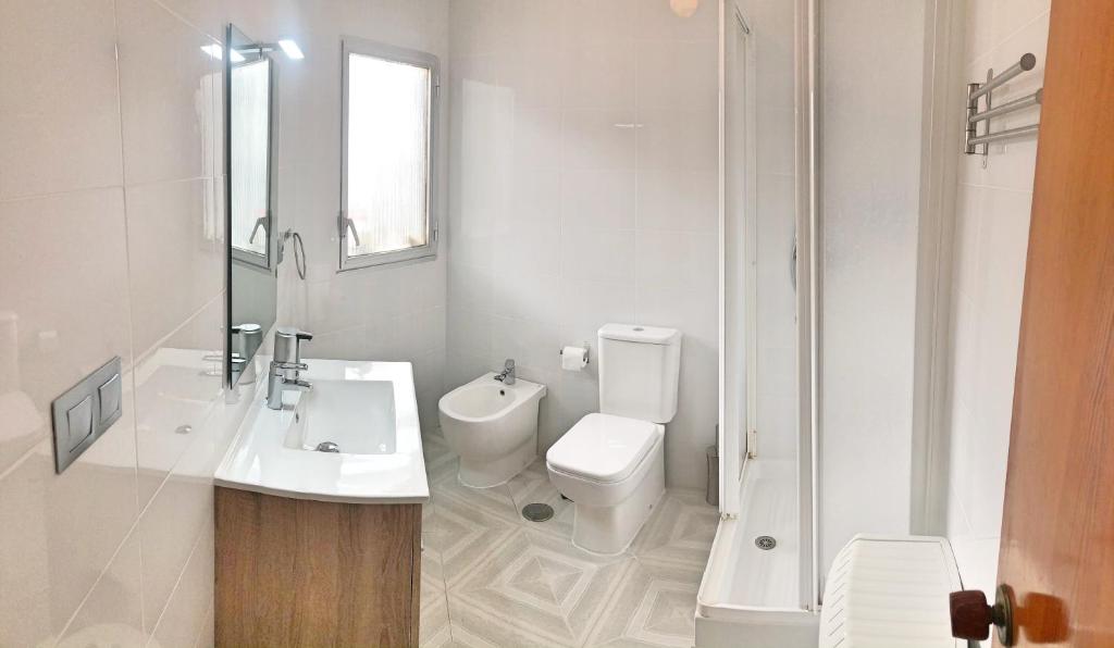 A bathroom at Las Gondolas 602