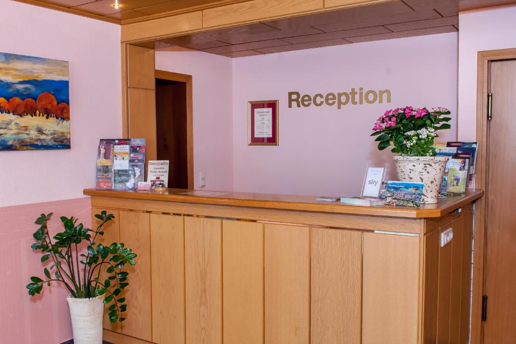 Vstupní hala nebo recepce v ubytování Hotel Englischer Hof
