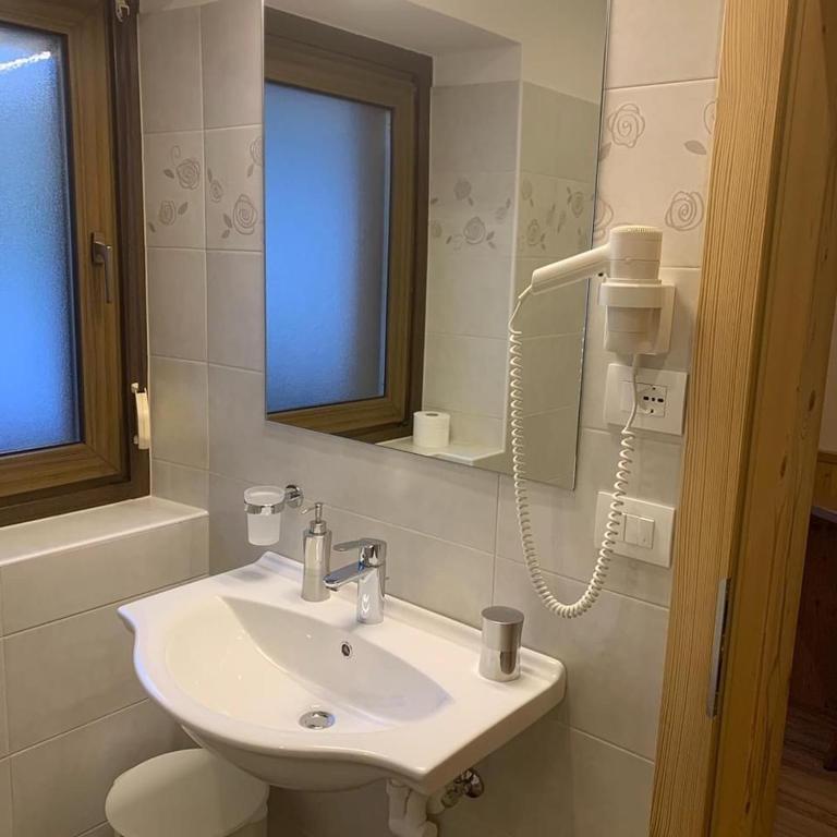 Koupelna v ubytování B&B Apartments La Palsa