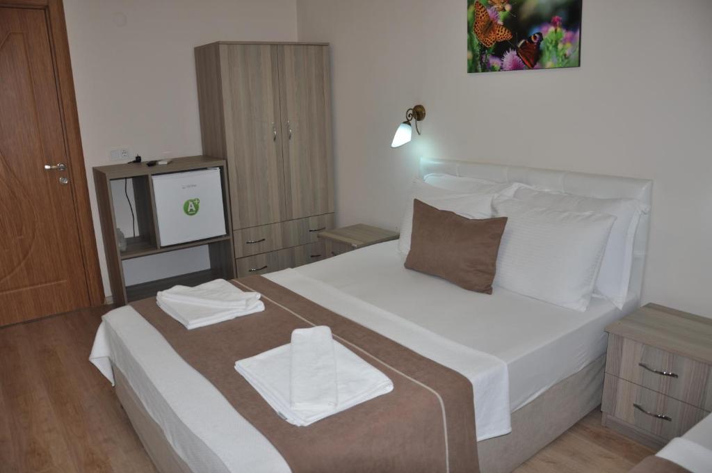 Neoss Boutique Hotel - Quarto Triplo Standard