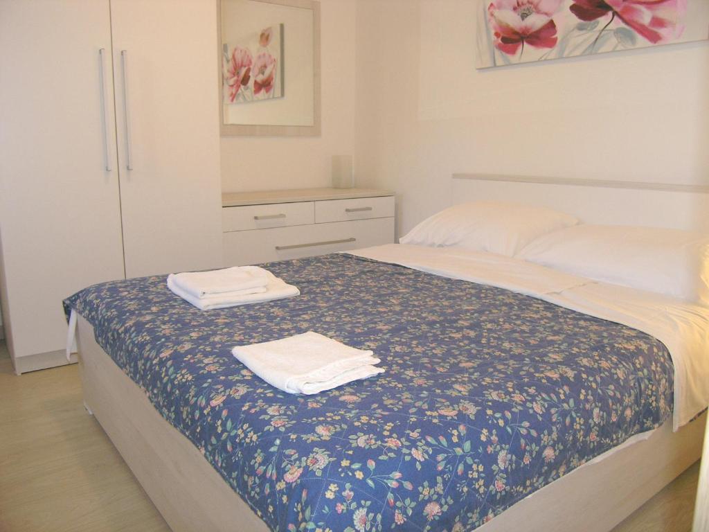 Posteľ alebo postele v izbe v ubytovaní Apartments Sokolović