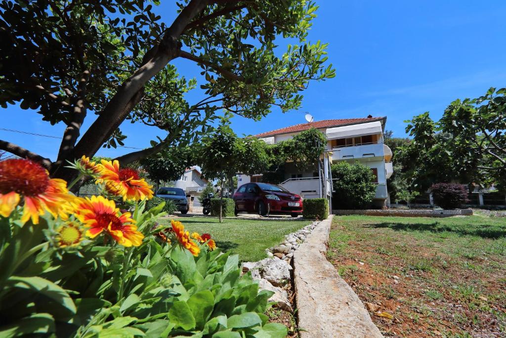 Zahrada ubytování Apartmani Marta