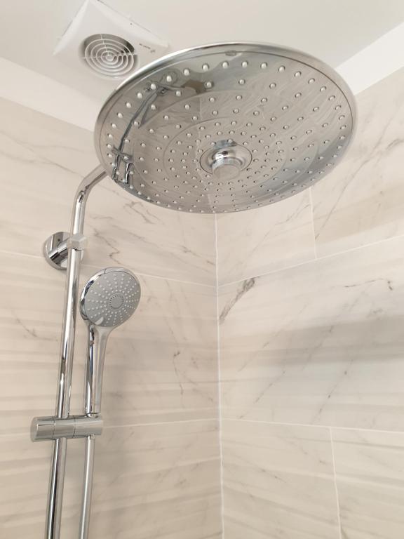 Bagno di B&B Luxe Suites 1-2-3