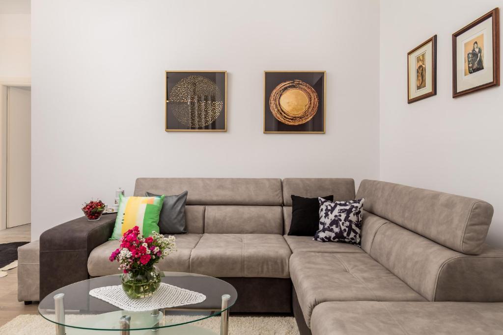 Posezení v ubytování Quiet Center Apartments