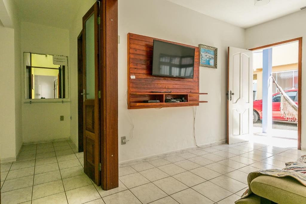  Casa a 250m da praia 3 dormit 2 banheiros