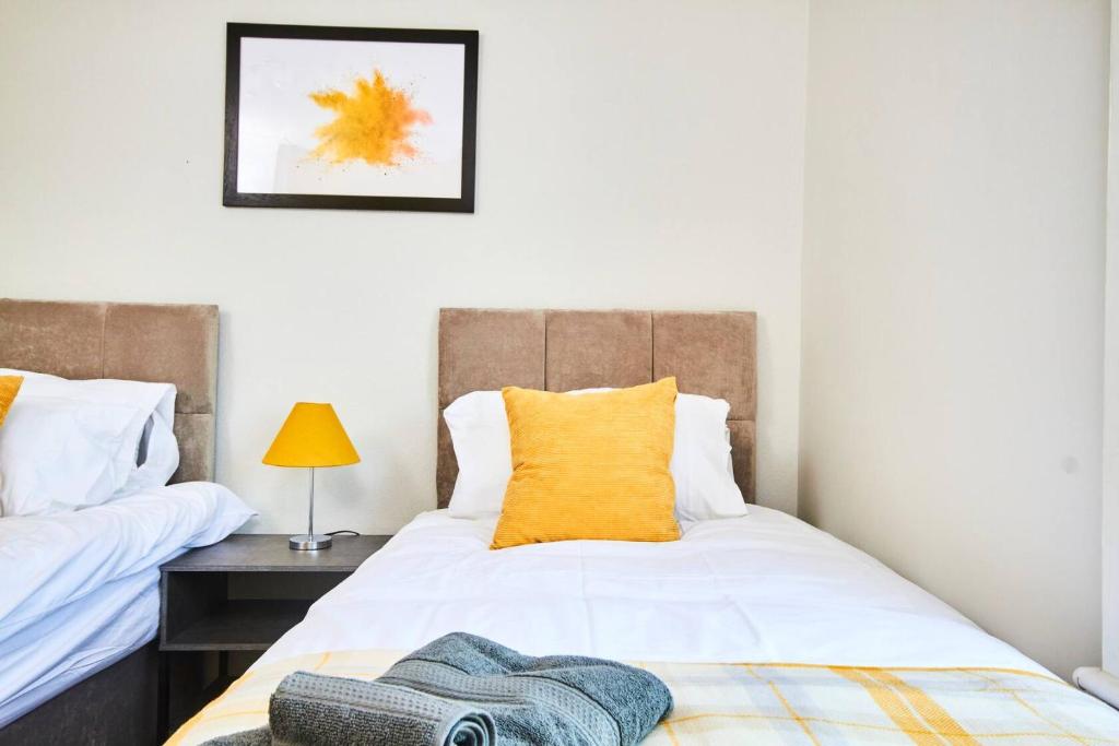5 minutes from Leeds City Centre - Parking