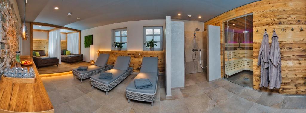Posezení v ubytování Hotel Amberger Hof
