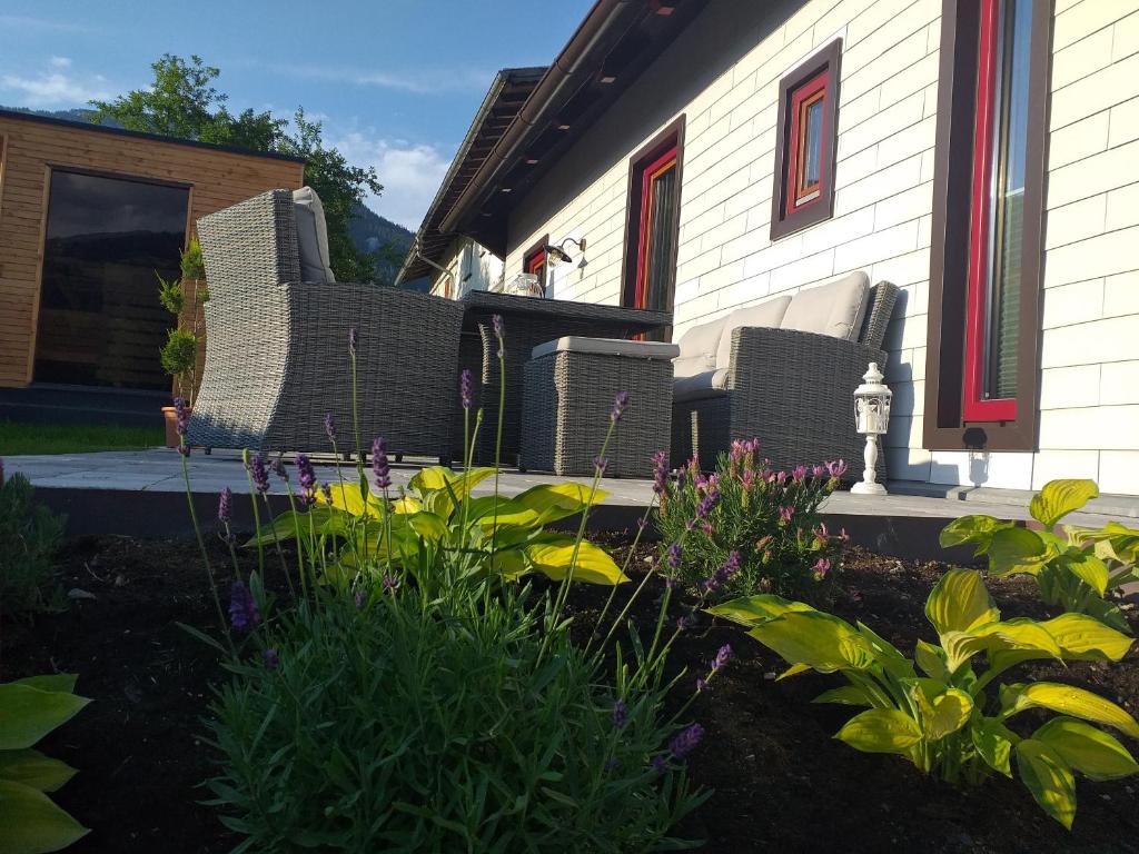 Chalet am See - by myNests - Three-Bedroom House