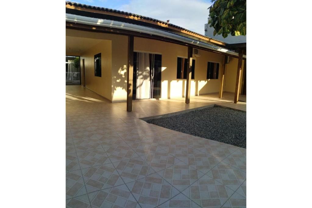  Casa em Bombinhas (Praia de Canto Grande) para 7 pessoas