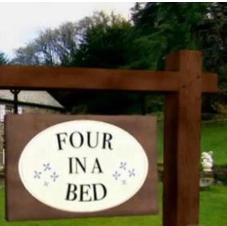Lincoln Holiday Retreat Cottage with Private Hot Tub - 