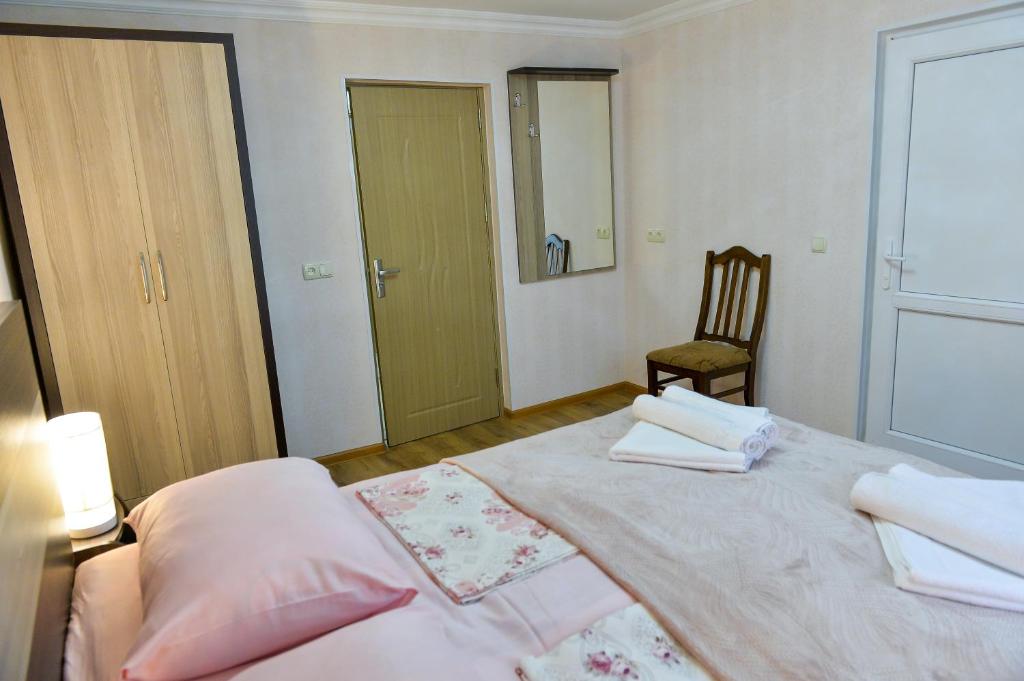 Postel nebo postele na pokoji v ubytování Cozy House