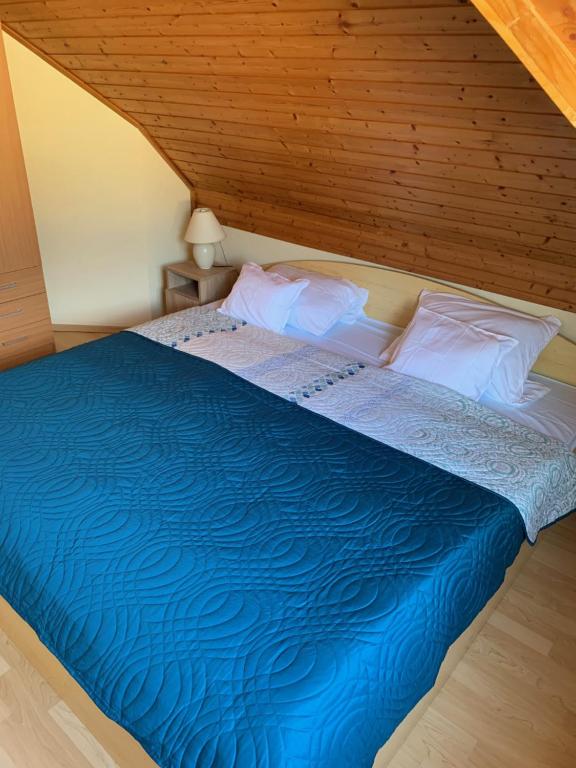 Posteľ alebo postele v izbe v ubytovaní House4U