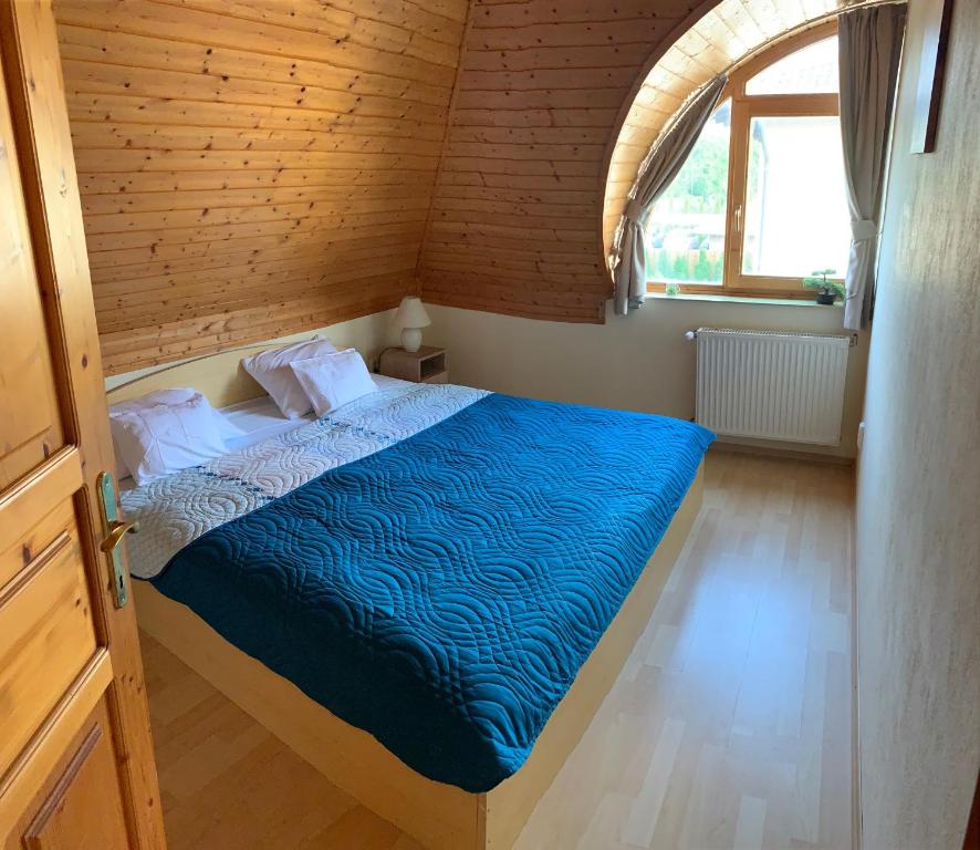 Posteľ alebo postele v izbe v ubytovaní House4U