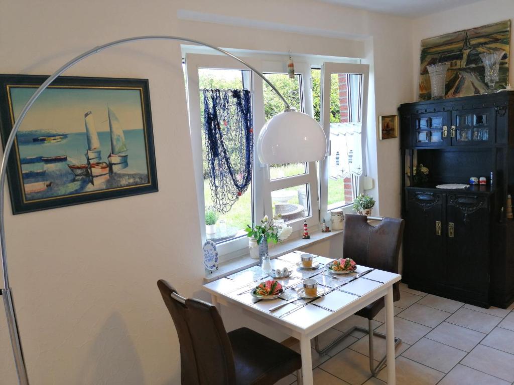 Kuchyň nebo kuchyňský kout v ubytování Pension Nordseebriese