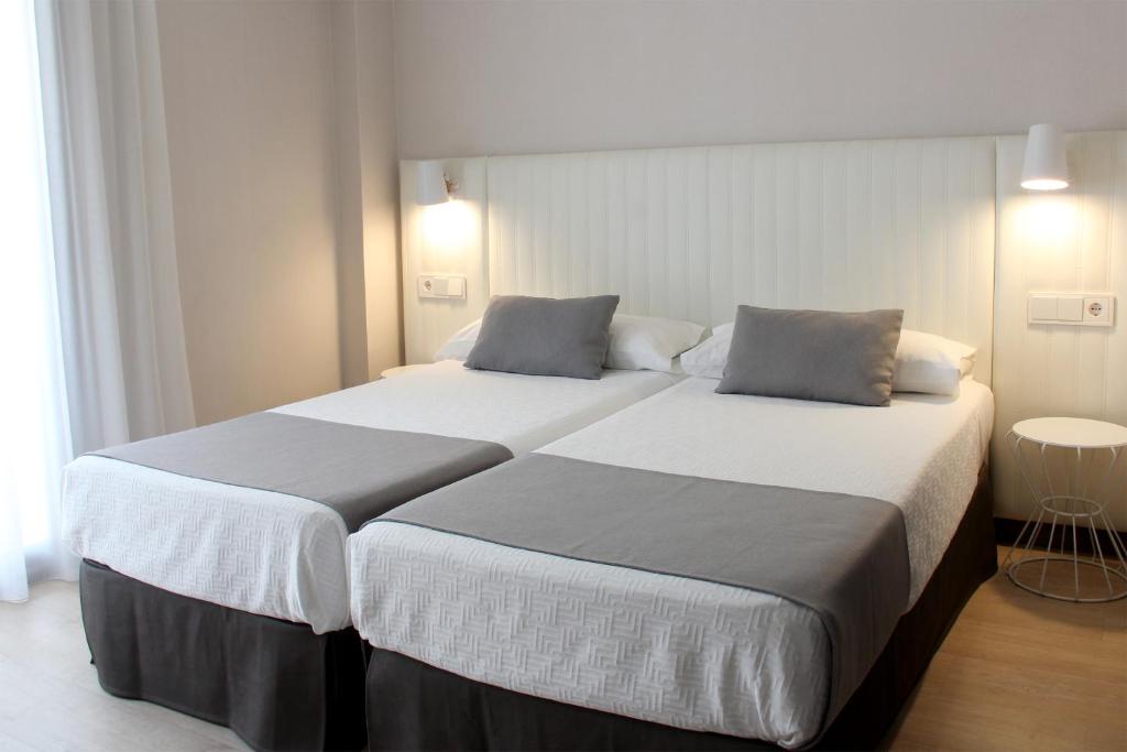 Apartamentos Ribera - Apartamento De Dos Dormitorios