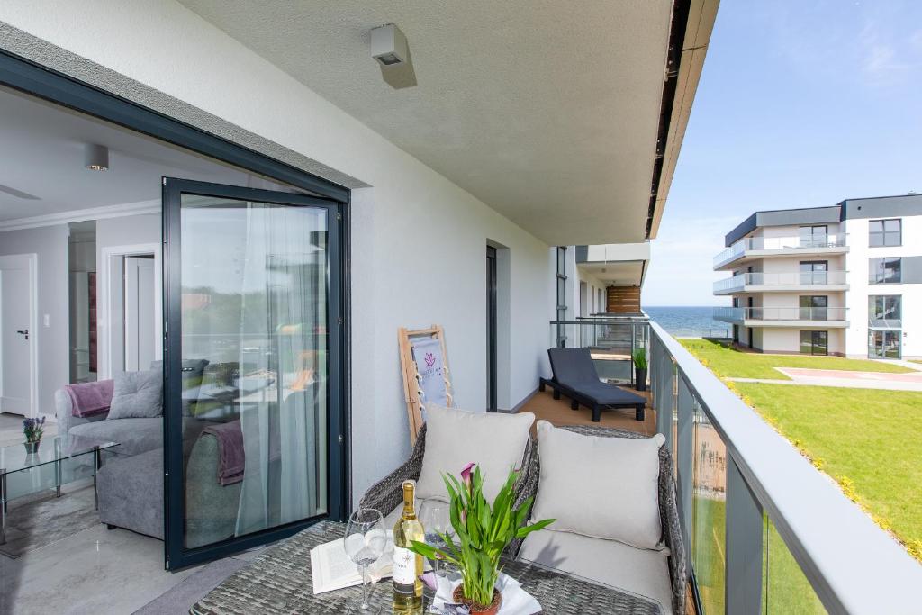 Zdjęcie z galerii obiektu Apartament LAWENDOWY Gardenia Dziwnów z widokiem na morze EPapartamenty w Dziwnowie