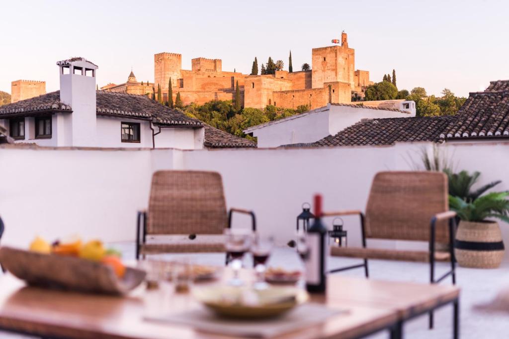 Foto da galeria de FERALA SUITES ALBAYZíN em Granada