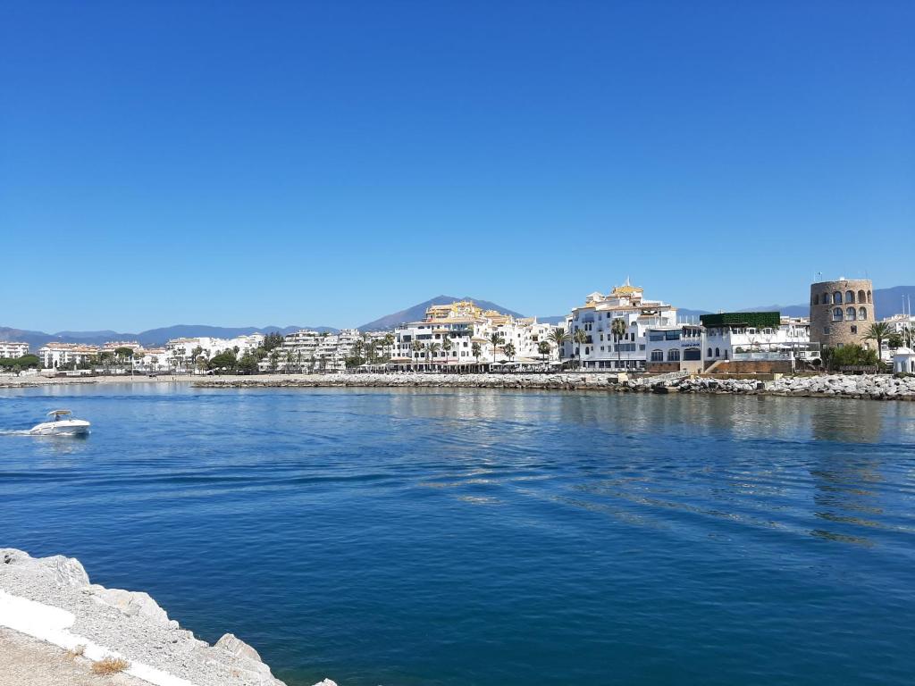 Appartement New & Beautiful Loft in Puerto Banus (Spanje ...