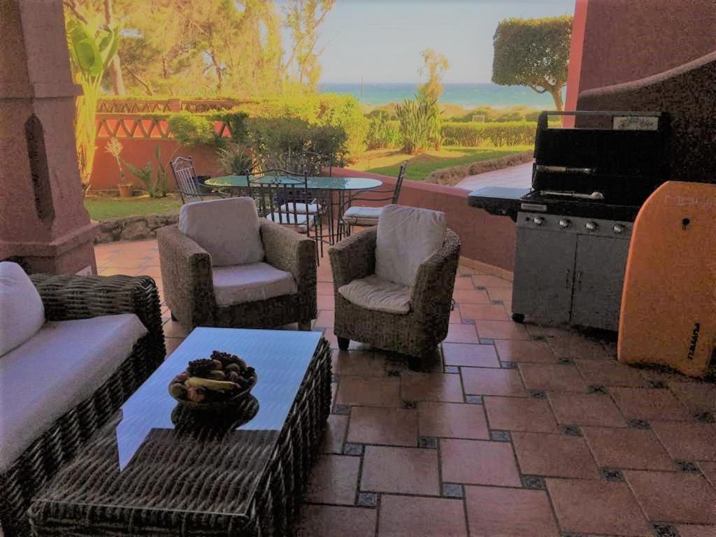 Posedenie v ubytovaní Marbella beachside apartment in 5 star gated