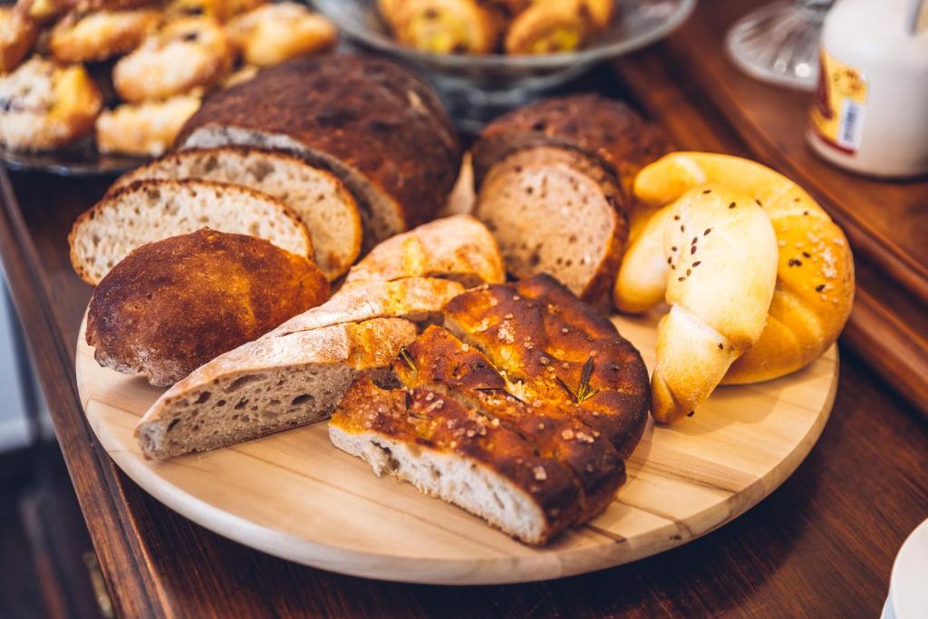 Jedzenie w pensjonacie lub w pobliżu