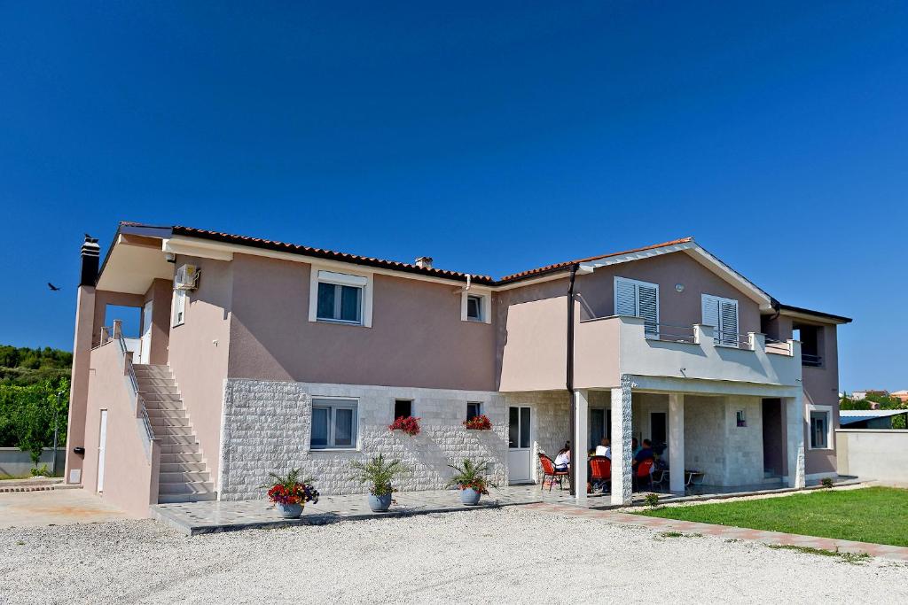 The building in which Az apartmant is located