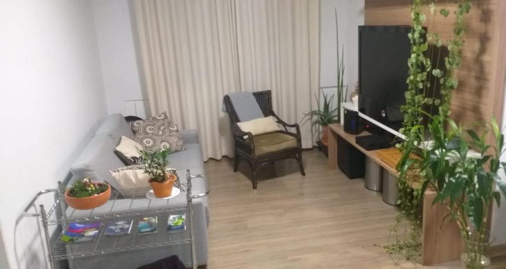  Apartamento Central com conforto e garagem