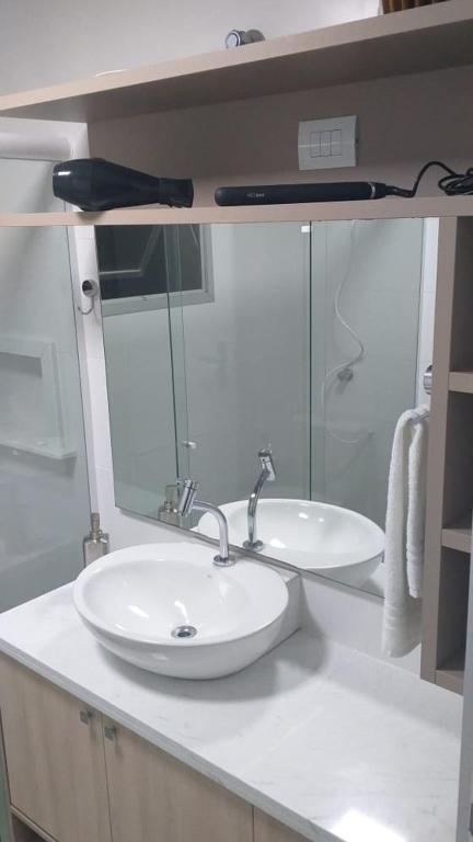  Apartamento Central com conforto e garagem