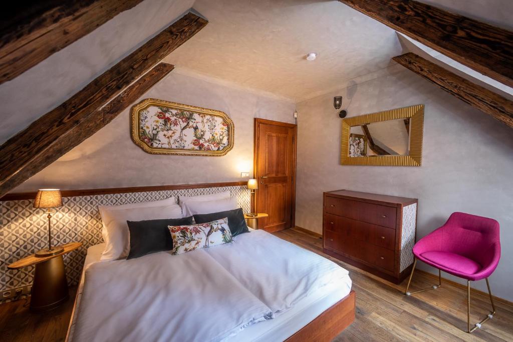 Miss Sophie's Charles Bridge - Resim 44