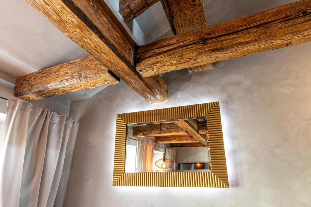 Miss Sophie's Charles Bridge - Resim 31