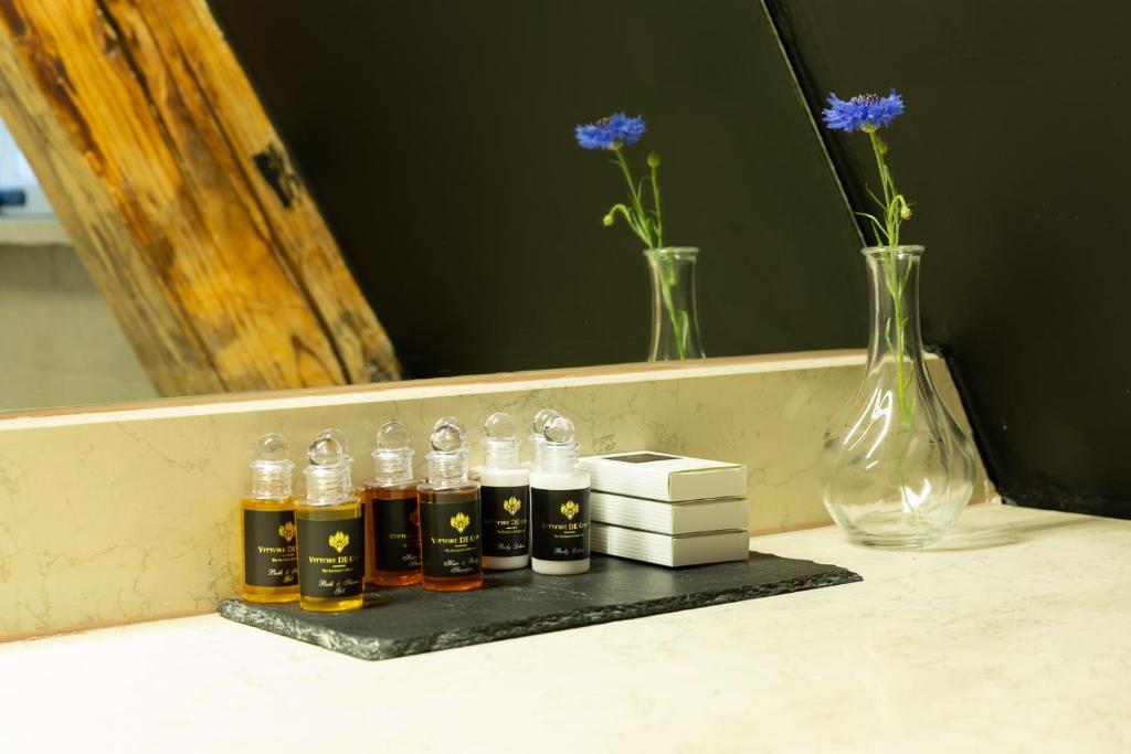 Miss Sophie's Charles Bridge - Resim 28