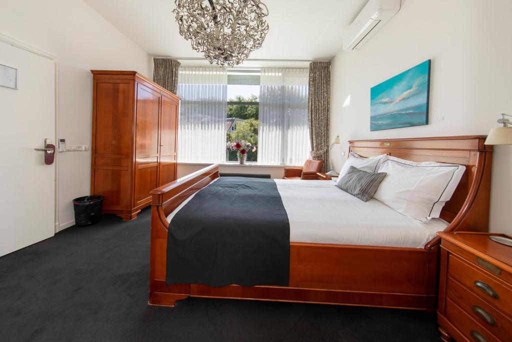 Hotel La Rosa Amsterdam Beach - Resim 42