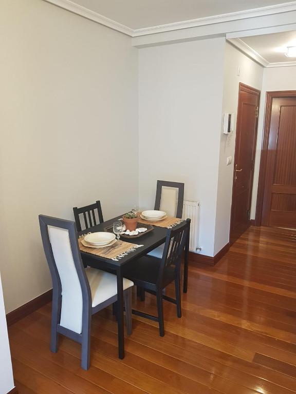 Fotografia z galérie ubytovania Apartamento en la playa con parking privado v destinácii Getxo