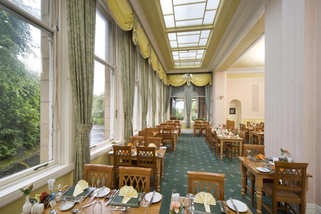 Restaurace v ubytování The Glenburn Hotel