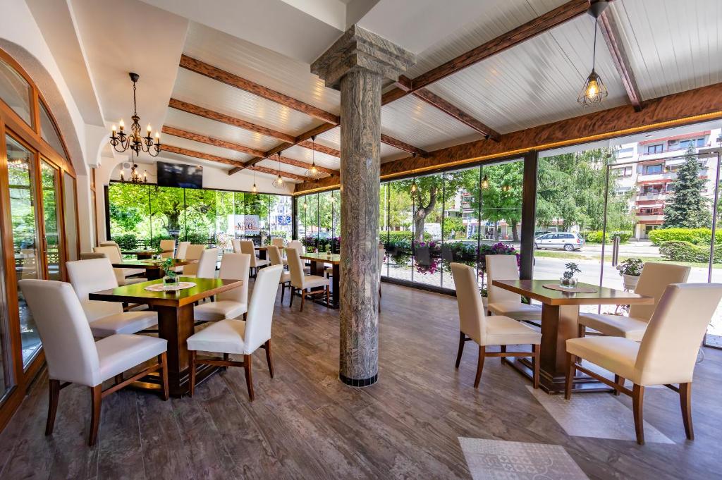 Restaurace v ubytování Vila Niko